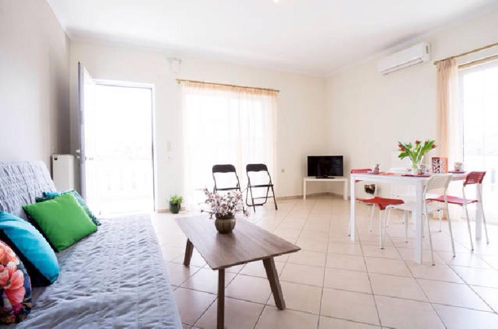Domus Creta Apartment คาโตดารัตโซ ภายนอก รูปภาพ